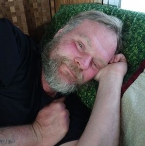 Meet your Posher, Larry